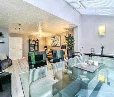 3 bedroom end of terrace house to rent - Photo 3