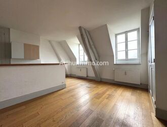 Location Appartement 3 pièces 81 m2 à Dole - Photo 2