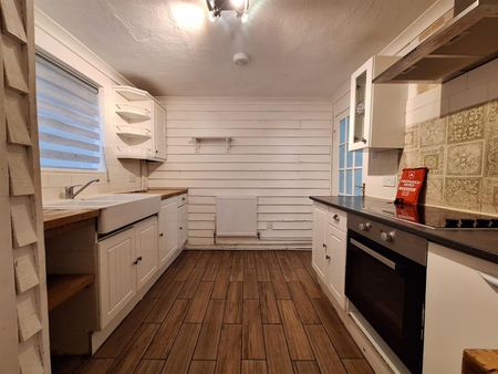 Cunningham Avenue, Enfield EN3, London - Photo 4