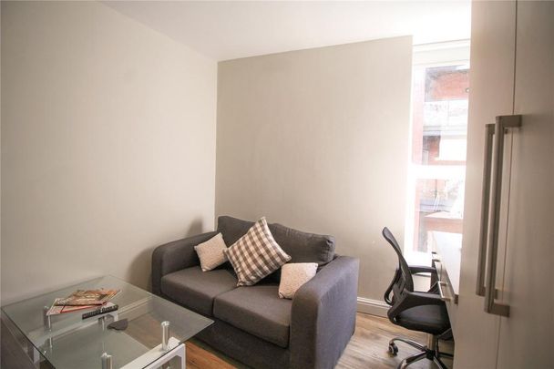 Studio to rent - Photo 1