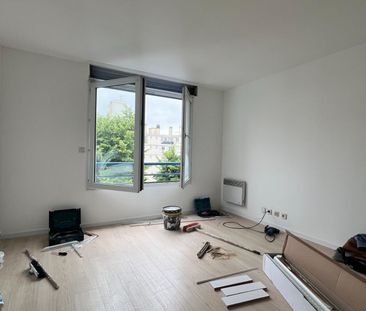 Appartement a louer Pantin - Loyer €890/mois charges comprises ** - Photo 2