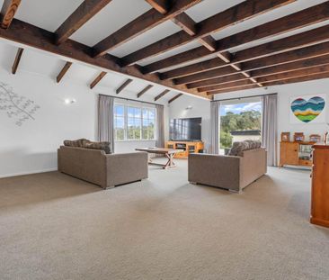 Spacious & Charming Character Home. - Photo 6