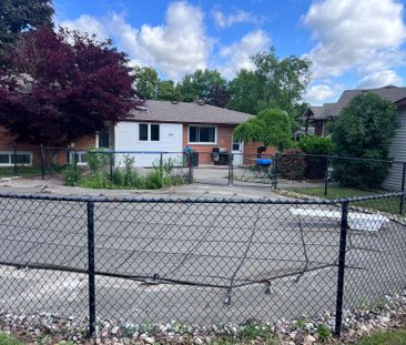 For Lease - 46 Radcliffe Crescent, London North, Ontario - Photo 6