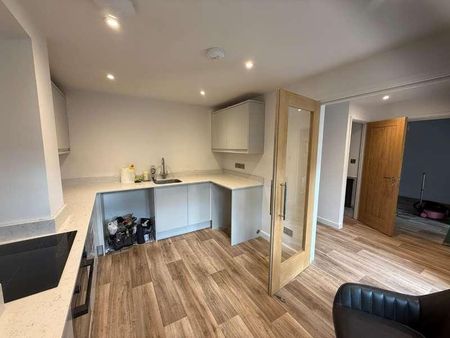 St. Peters Street, Stamford, PE9 - Photo 4