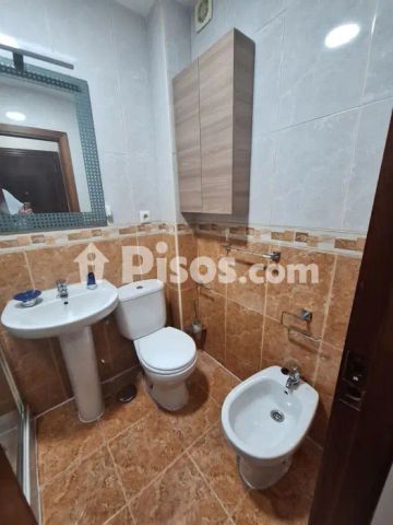 Piso en alquiler en Calle Arroyo, cerca de Calle Pérez Hervás - Photo 4