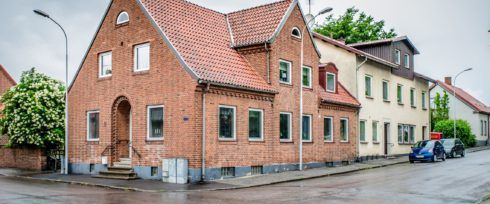 3 rok på första våningen med egen ingång. Byskillnadsgatan 13, Tomelilla - Photo 1