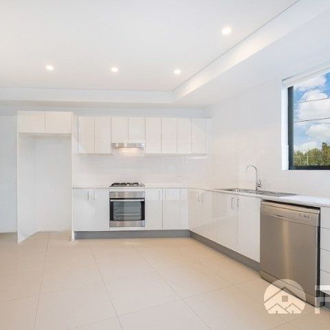 As Nearly New apartments in Wentworthville!!NOW Leasing!!! - Photo 1