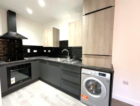 The Old Court House - Photo 5