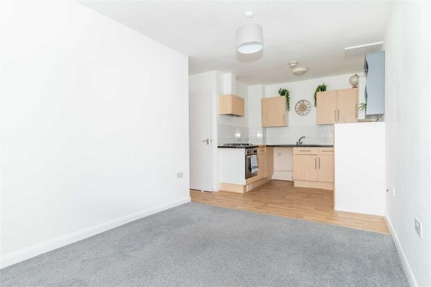 Portland Road, Worthing - Photo 1