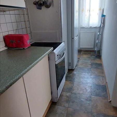 Kiadó átlagos állapotú panel lakás - Debrecen - Fotó 1