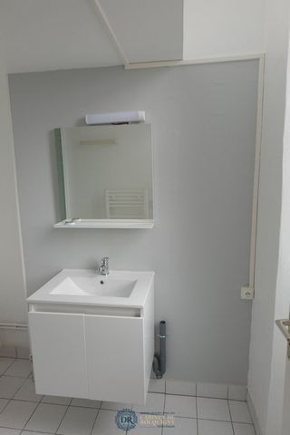 Location Appartement 1 pièce 23m² ORLEANS 45000 - Photo 3
