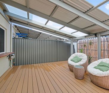 Easy Coastal Living, Moments to Mudjimba Beach! - Photo 2