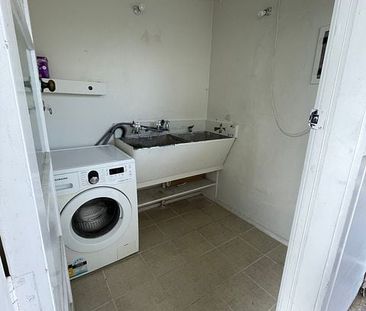 !! Charming 1BR Unit in GREENLANE !! - Photo 6