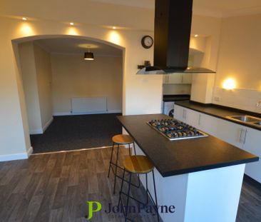 Thomas Landsdail Street, Cheylesmore, Coventry, CV3 5FT - Photo 6