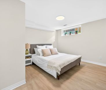 For Lease - 49 William Cragg Drive Unit# R, Toronto, Ontario - Photo 5