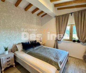 Casa cu 4 camere 160 mp + curte 250 mp, parcare, pet friendly, zona Tr - Fotografie 1