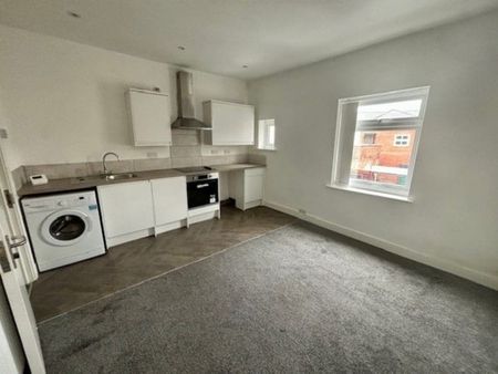 College Street, St. Helens - Photo 5