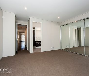 99 Grand Promenade, Karrinyup WA 6018 - Photo 4