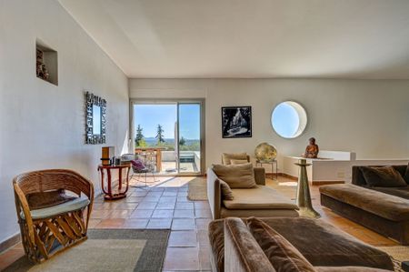 Location Maison Aix-en-Provence 6 Pièces 206 m² - Photo 5