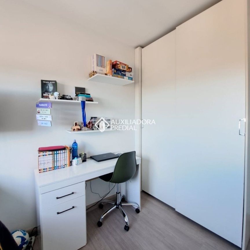 Apartamento com 3 quartos e 63m² para alugar em São Sebastião, Porto Alegre. - Foto 1