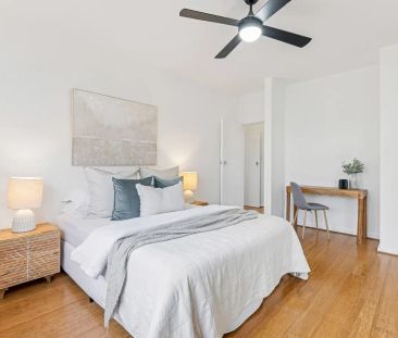 “Gorgeous, Ex-Large and Renovated. More like a little house than a ... - Photo 6