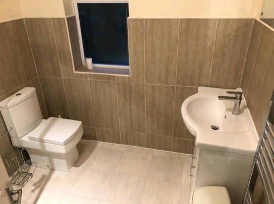 Room in a Shared House, Quinton Road, B17 - Photo 1