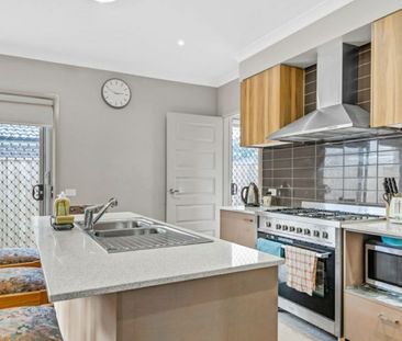 20 Limonium Crescent, Lyndhurst VIC - Photo 5