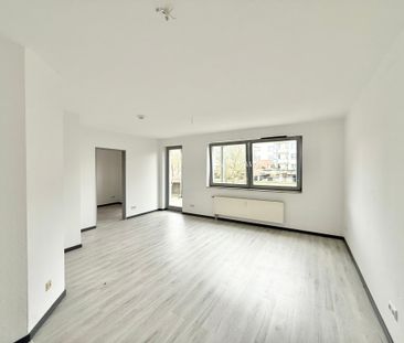Helle 2-Zimmer-Erdgeschosswohnung mit Terrasse in zentrumsnaher Lage - Foto 1