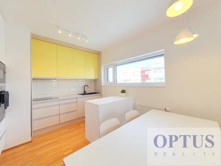 P5 Jinonice, ul. Pod stolovou horou, designově zař. moderní byt 2 + k. k., balkon, 61 m - Photo 4