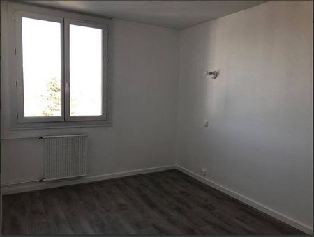 Location appartement t4 à Romans-sur-Isère (26100) - Photo 2