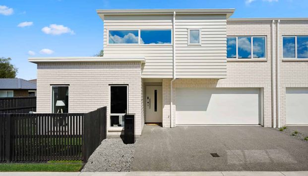 43 Maanihi Drive, Rototuna-North - Photo 1