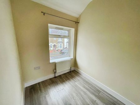 Morrison Street, Swindon - Photo 2