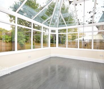 4 bedroom detached house to rent - Photo 3