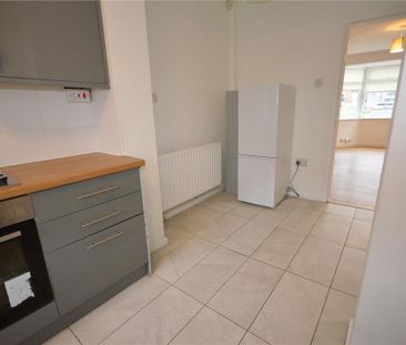 2 bedroom end of terrace house to rent - Photo 6