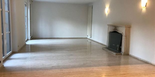 Woning te huur in Kraainem voor € 3.750 met 4 slaapkamers - Photo 1