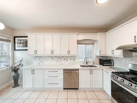 For Lease - 53 Westchester Crescent, Markham, Ontario - Photo 3