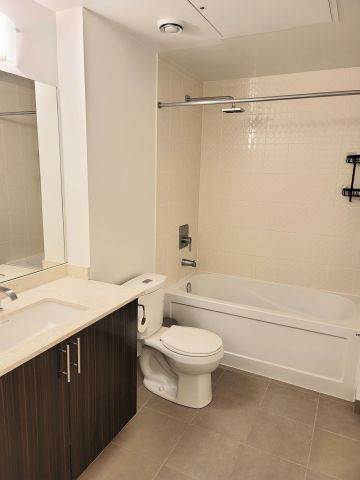 For Lease - 7167 YONGE Street Unit# 1007, Markham, Ontario - Photo 2