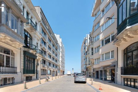 Fantastische studio met lateraal zeezicht in hartje centrum - Photo 4