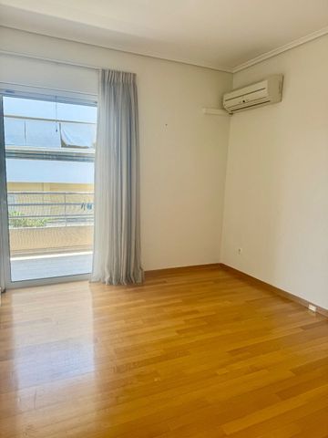 Διαμέρισμα για ενοικίαση Κάτω Γλυφάδα (Γλυφάδα) - Photo 2
