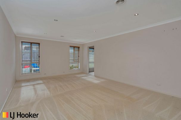 Family home with room to move. - Photo 1