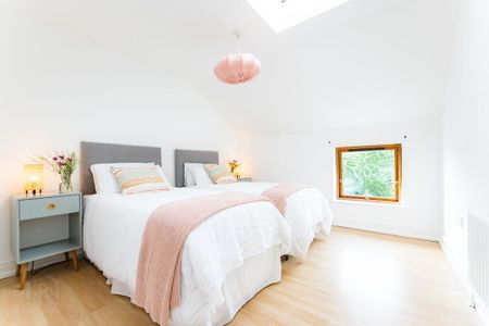 4 Station Terrace, Helens Bay, BT19 1TQ - Photo 3