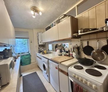 Studio to rent - Photo 5