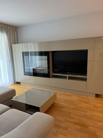 3 room luxury Flat for rent in Castelldefels, Catalonia - Photo 4