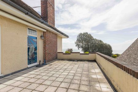 3 bed flat to rent in Sandbourne Road, Bournemouth, BH4 - Photo 5