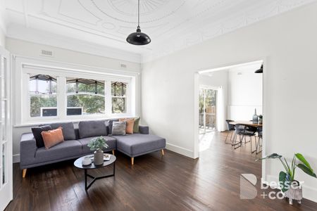 69 Ormond Esplanade, Elwood VIC 3184 - House For Rent | Domain - Photo 2