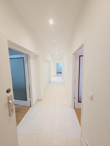 Direkt am Schwendermarkt: Großzügige 4-Zimmer WG mit Balkon - Photo 5