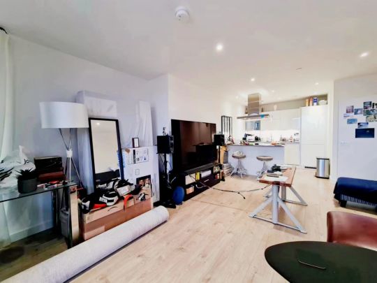 1 Bedroom 1 Bathroom Flat304 - Photo 1