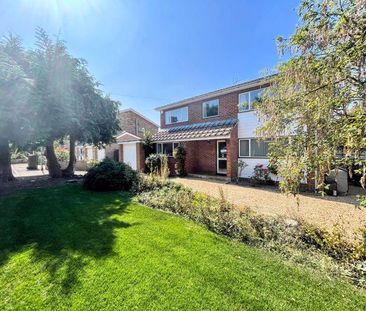 4 bedroom detached house to rent - Photo 5