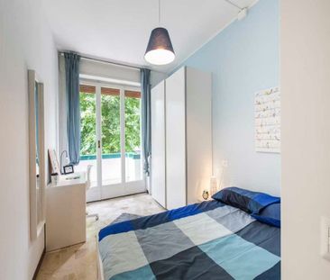 Via Raffaello Bertieri, Milan, Lombardy 20146 - Photo 5