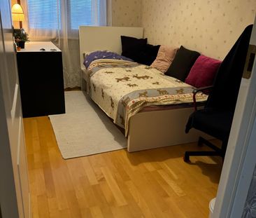 Köpenhamnsgatan, Kista - Photo 4